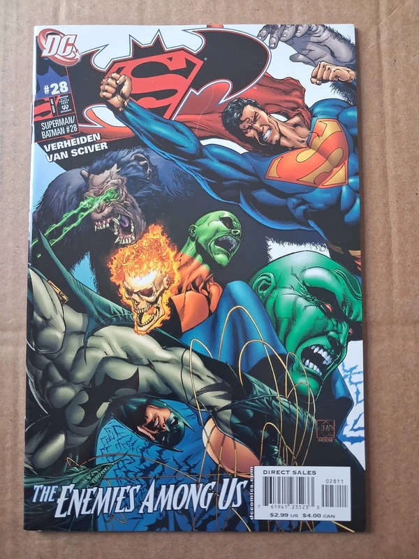 Superman/Batman #28 – The Enemies Among Us — Comic DC — Moulin Comics