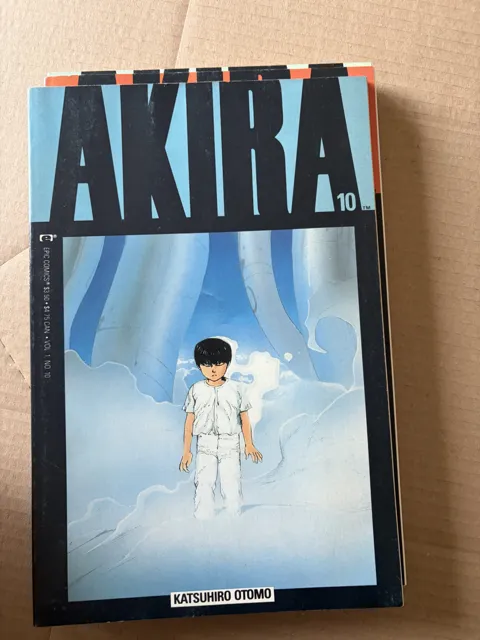 AKIRA 10 — Akira Epic Comics